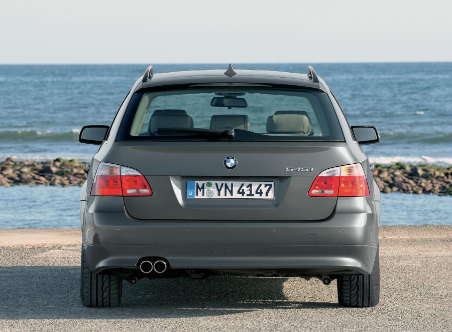  BMW 545i Touring (E61) 2004 года  (WW) (фото 28 из 42)